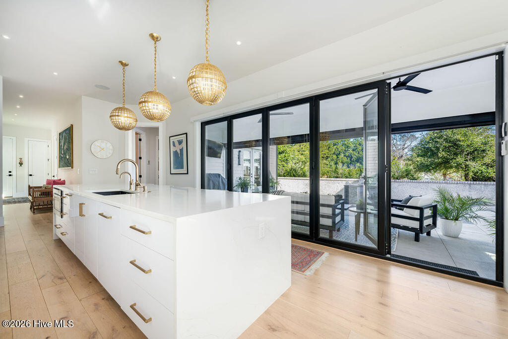 1827 Montage Lane