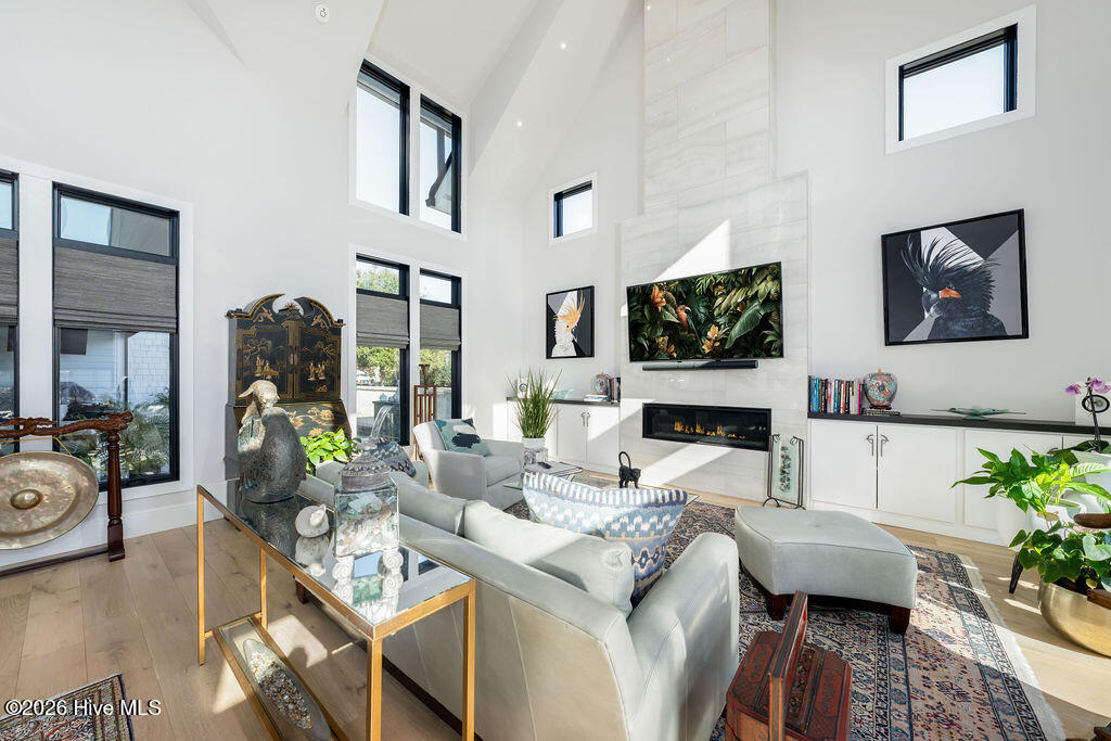 1827 Montage Lane