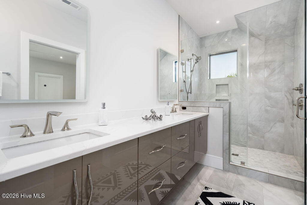 1827 Montage Lane