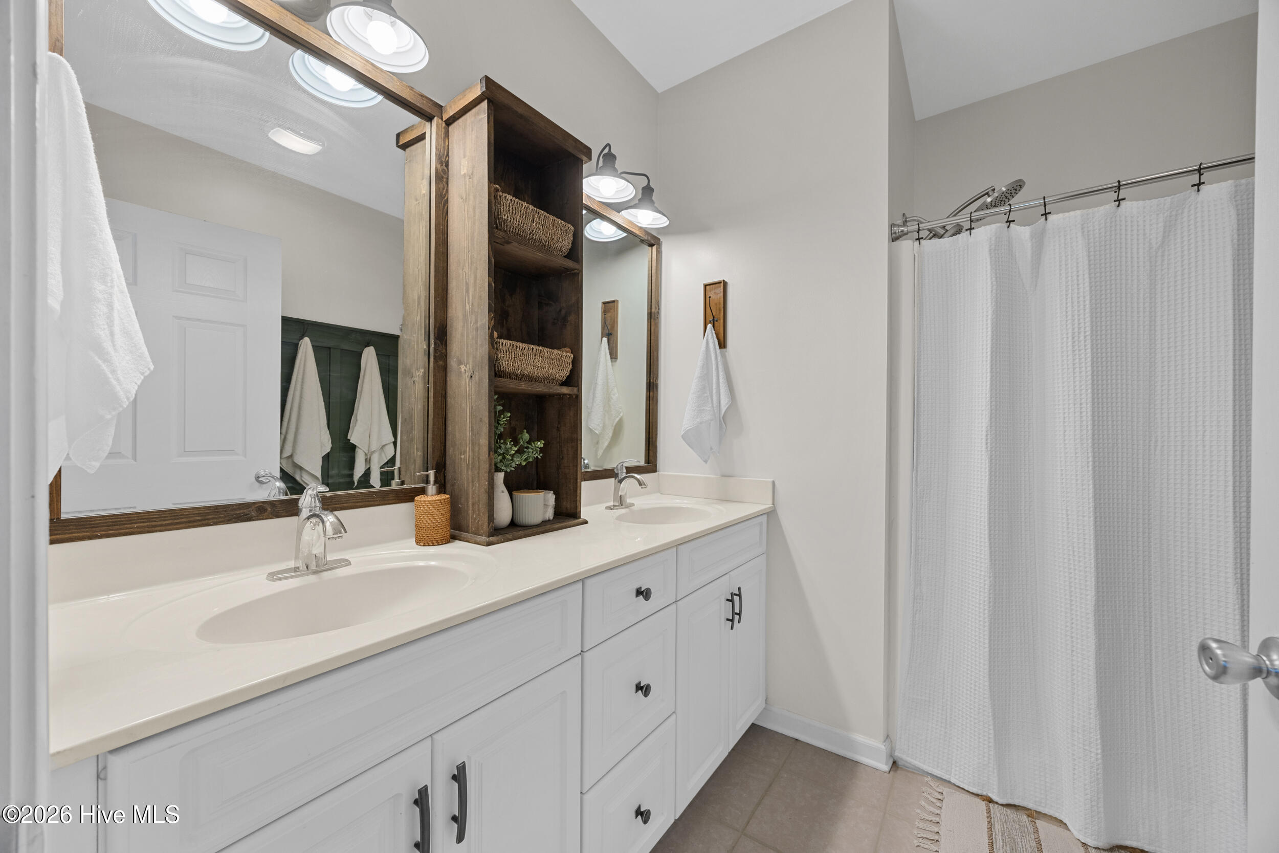 4134 Vanessa Drive SE Unit 11