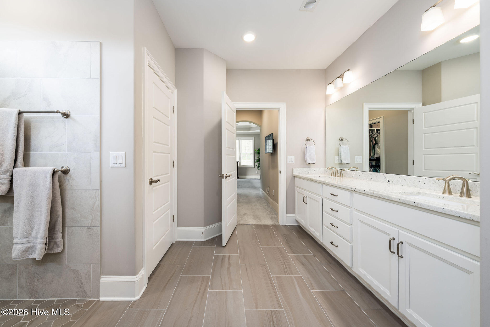 3795 Old Crabapple Court NE