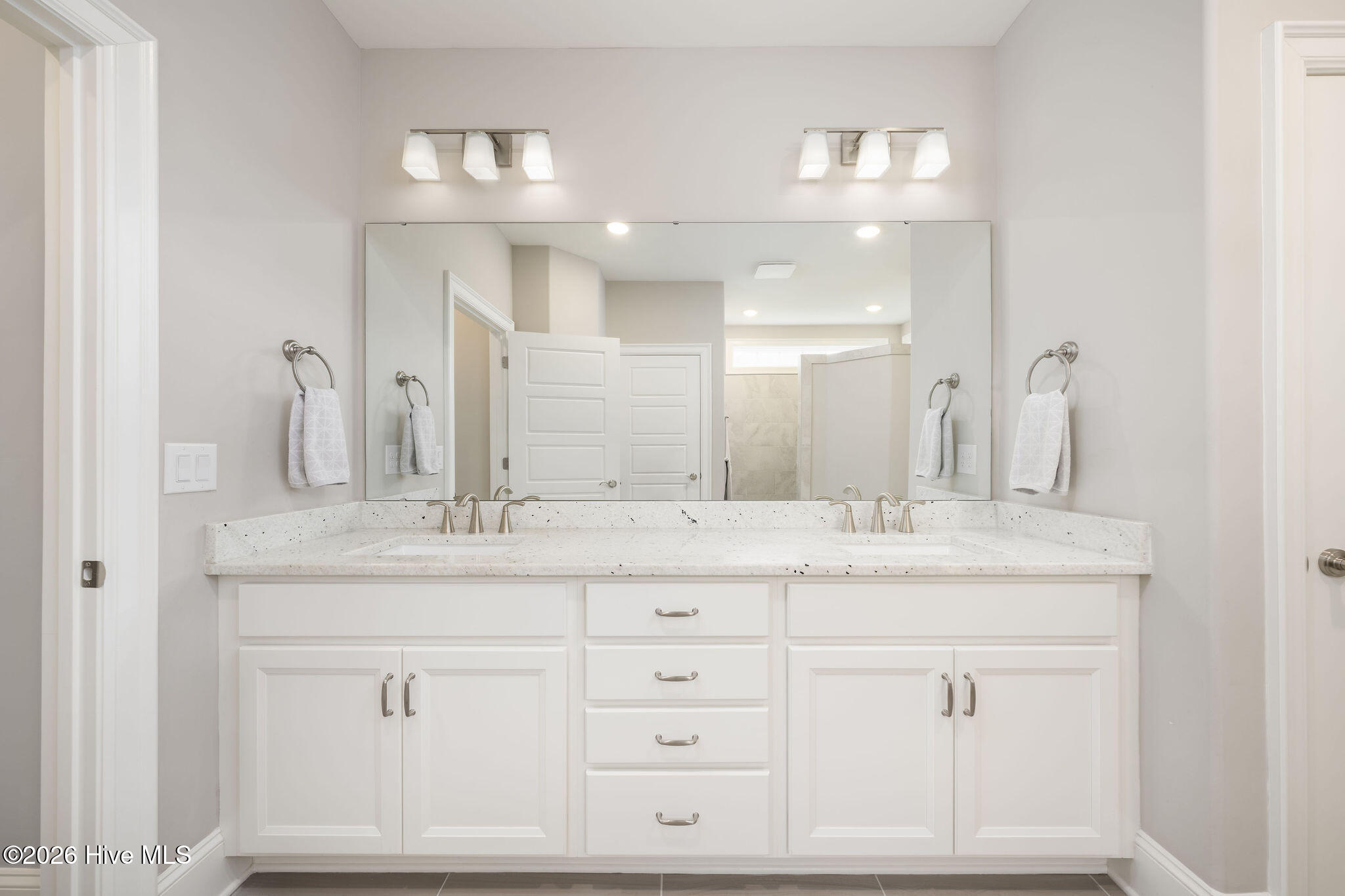 3795 Old Crabapple Court NE