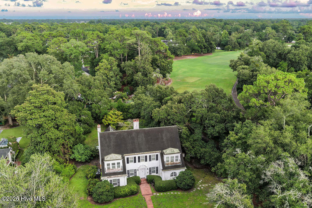 1517 Country Club Road