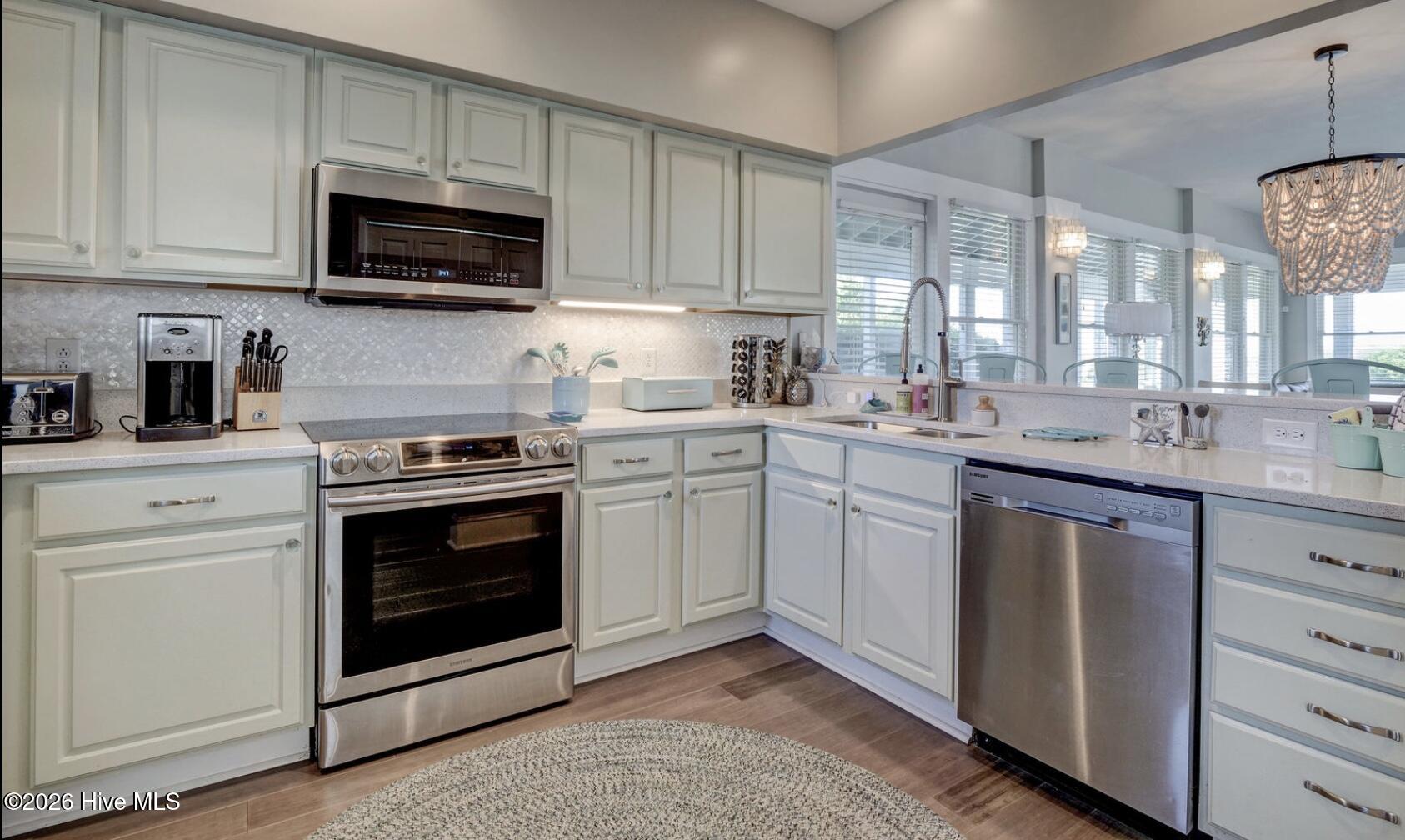 8 Scotch Bonnet Lane 8