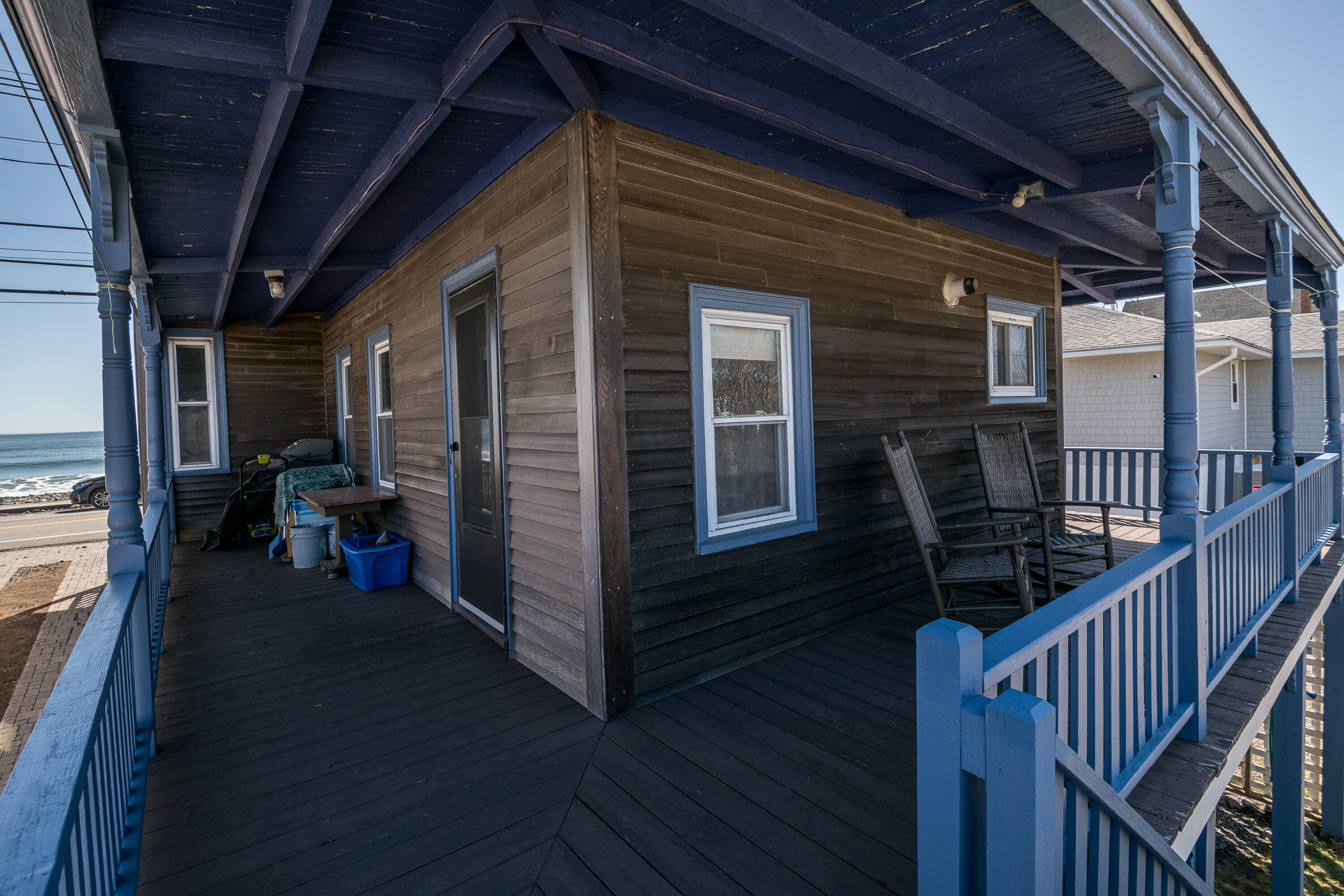 287 Long Beach Avenue