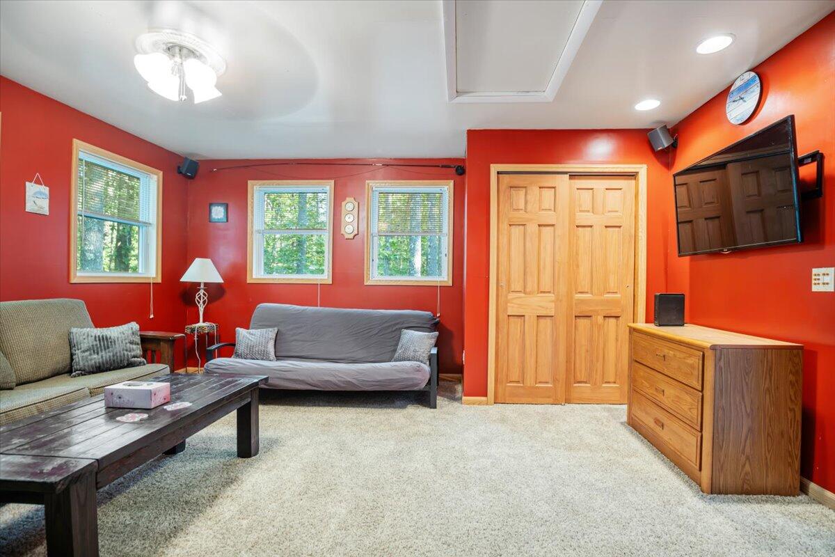 71 Dogwood Drive