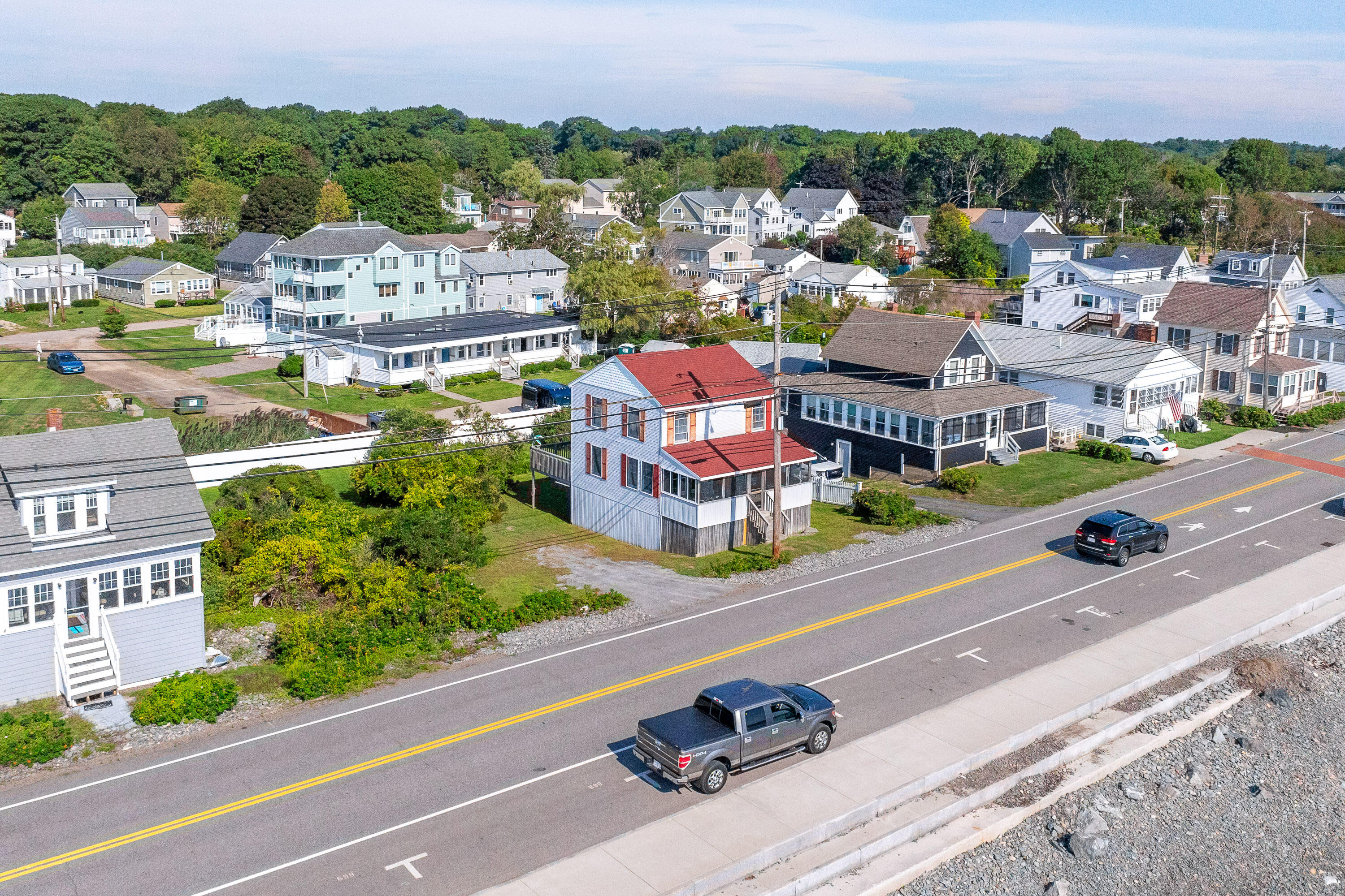 313 Long Beach Avenue