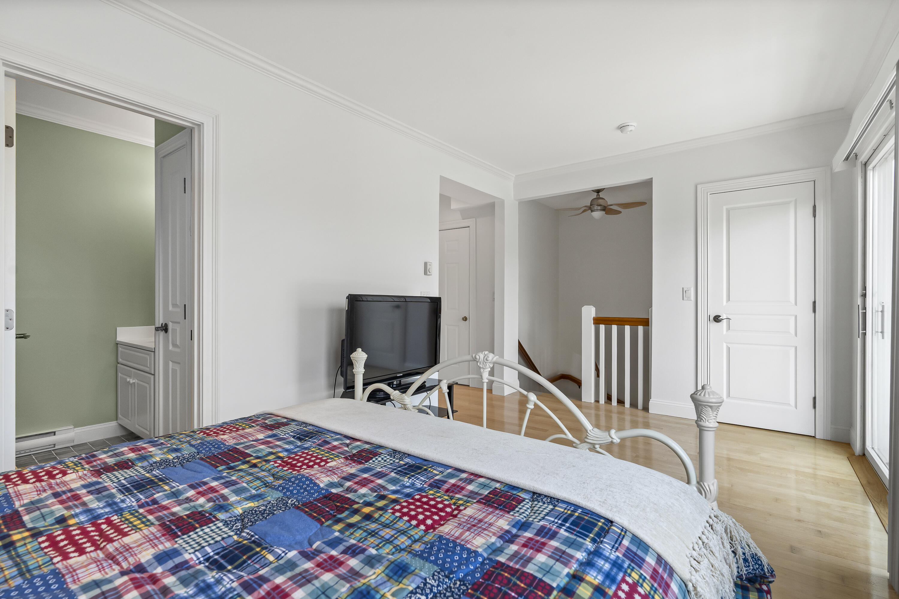 37 Freeman Street, 4
