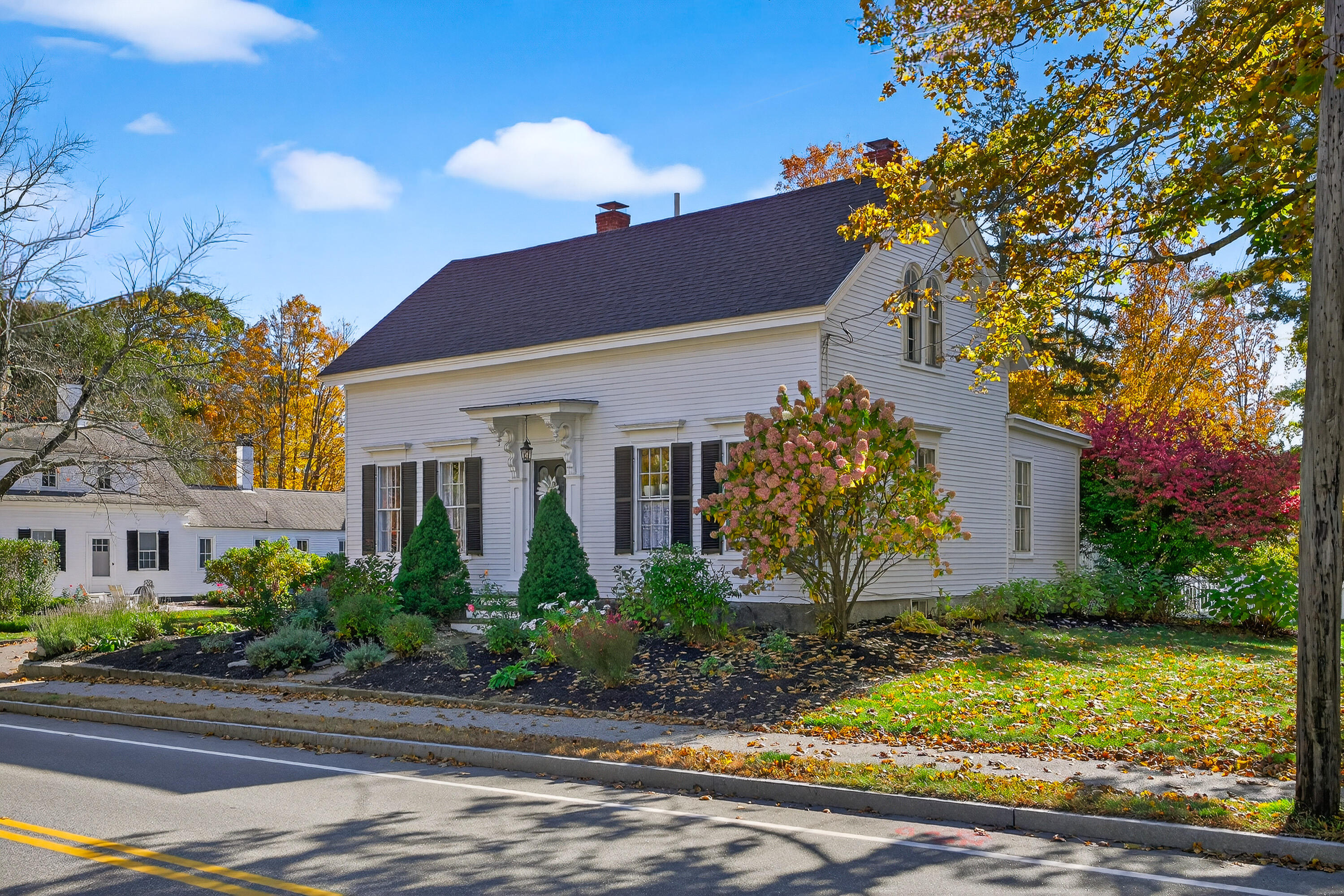 28 Fletcher Street, Kennebunk