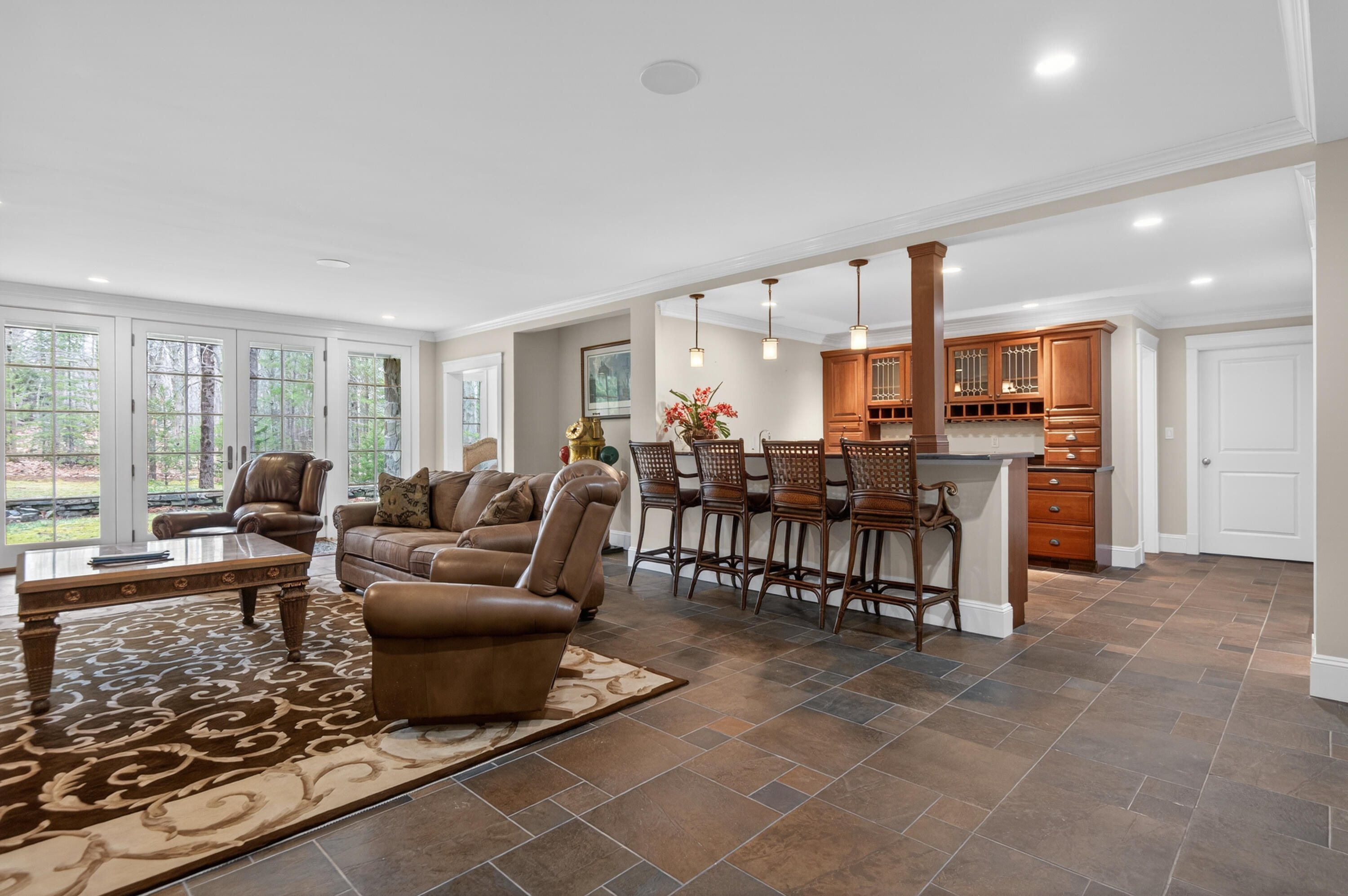 11 Winslow Lane