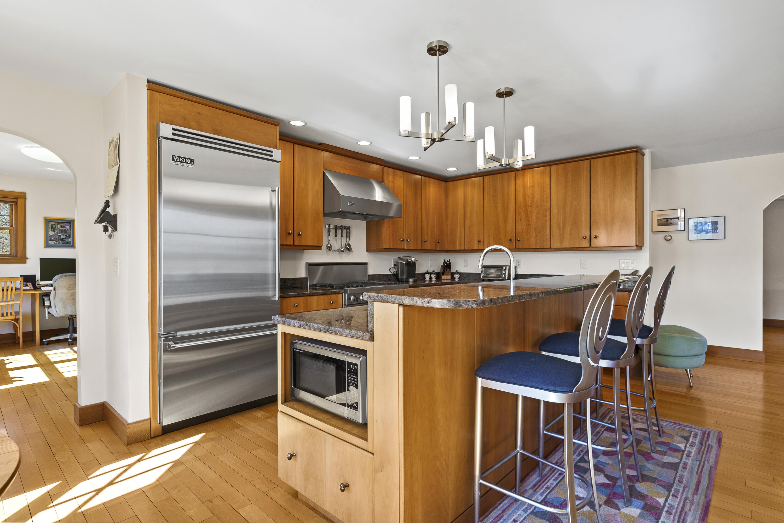 27 Riverview Drive