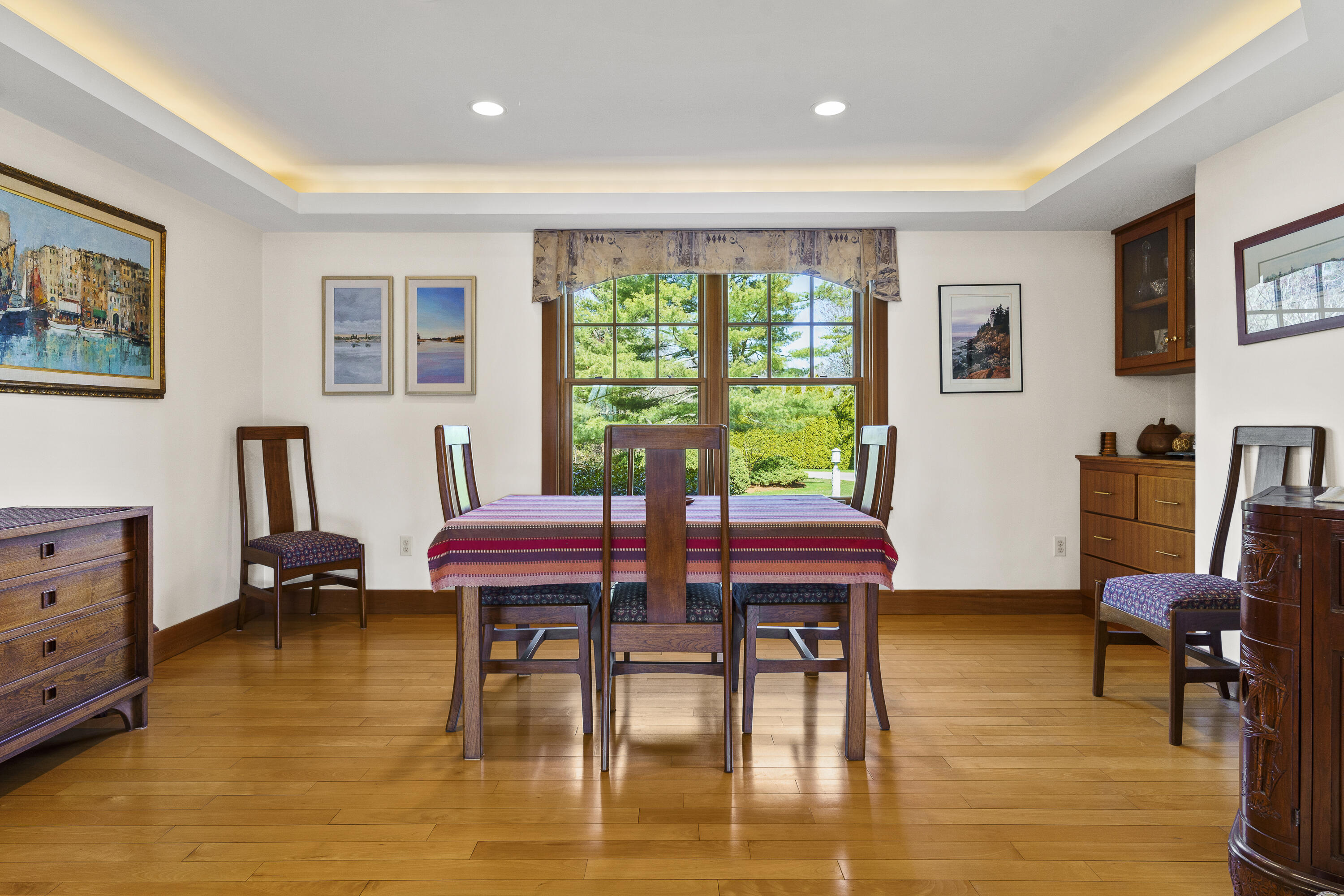 27 Riverview Drive
