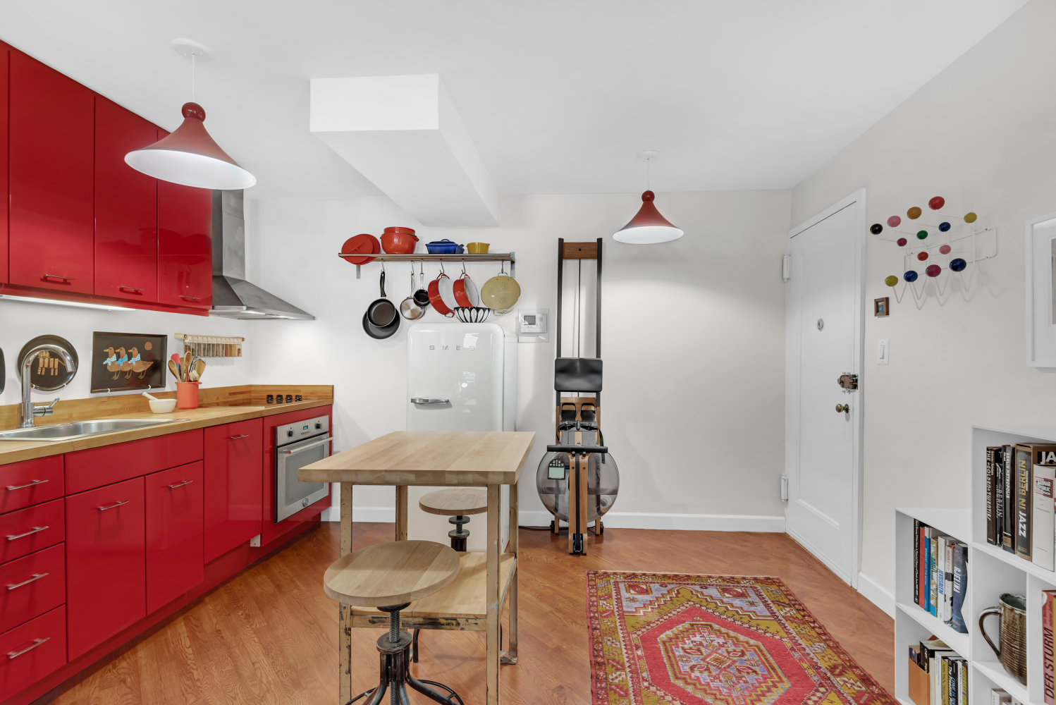 22 IRVING Place 1E