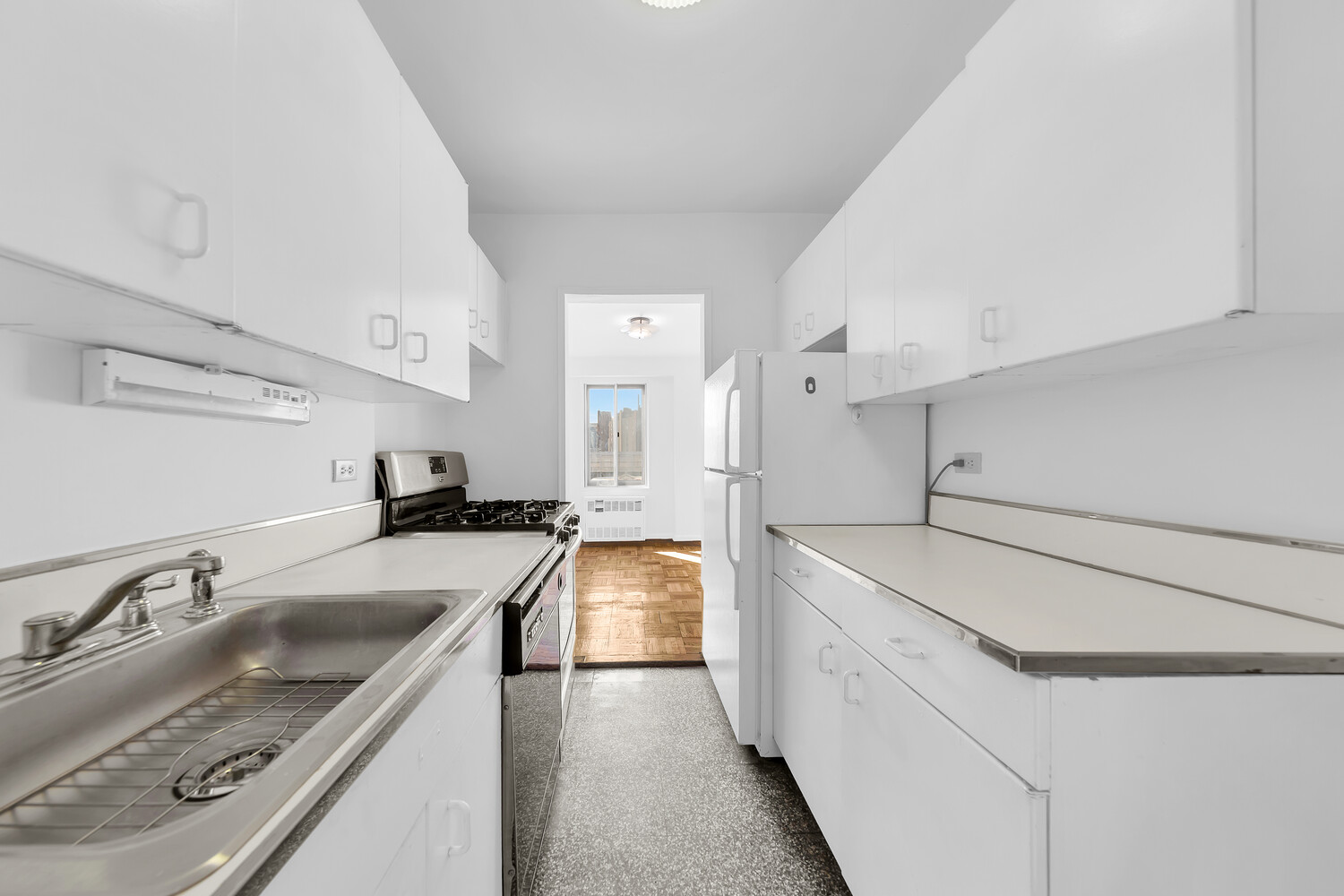 175 W 12TH Street 10G