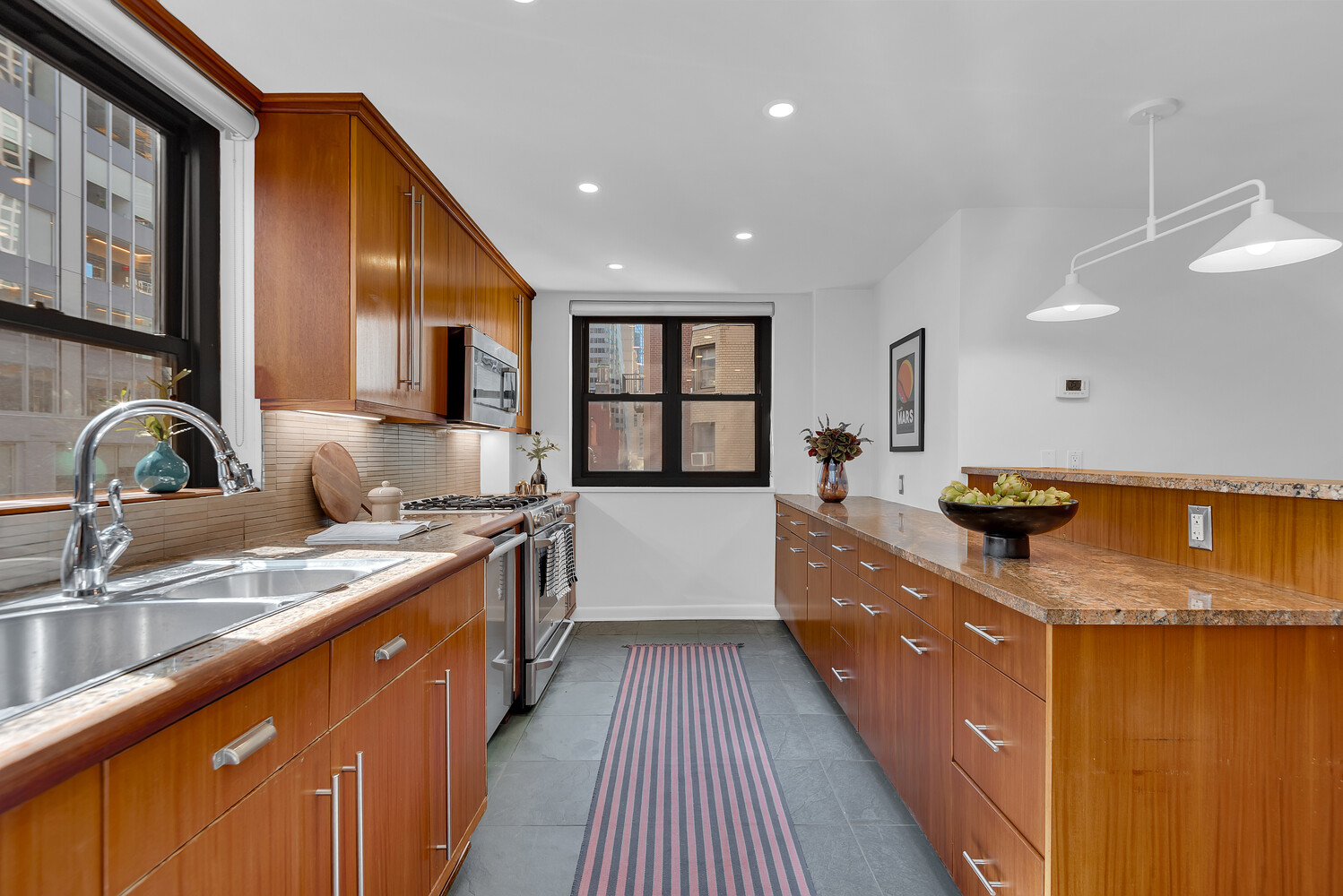 135 E 54TH Street 11ABC