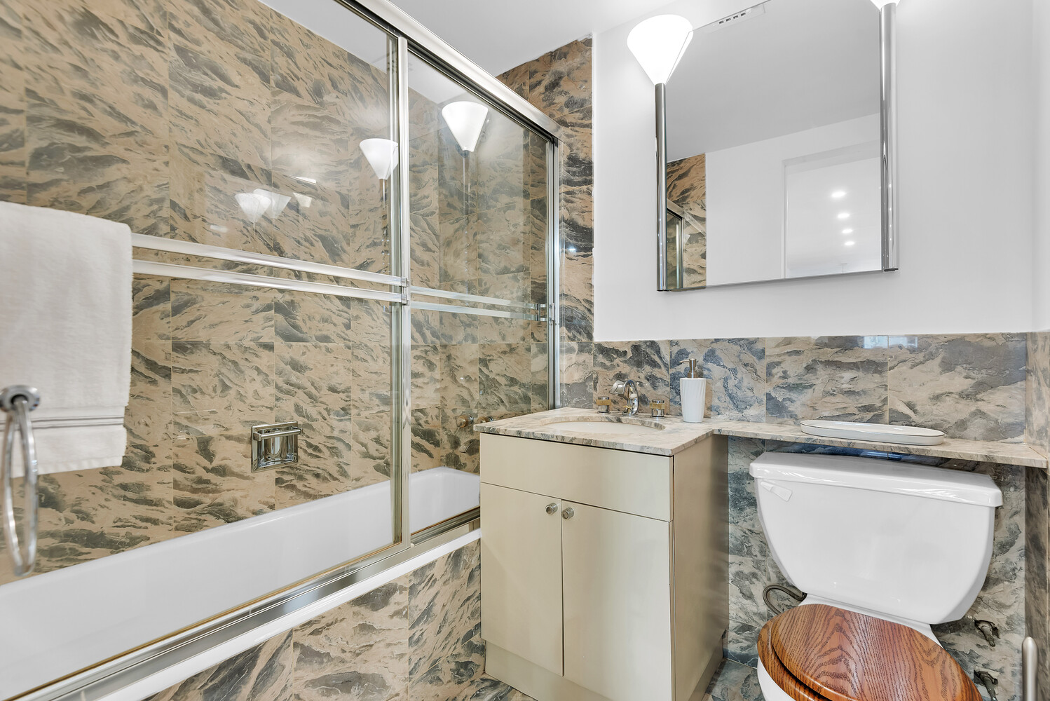 135 E 54TH Street 11ABC