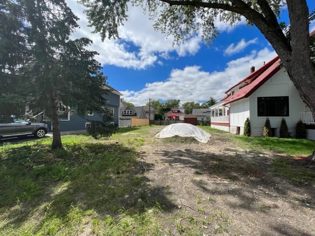 614 N Ashland Avenue