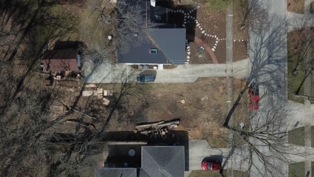 910 N Brainard Avenue