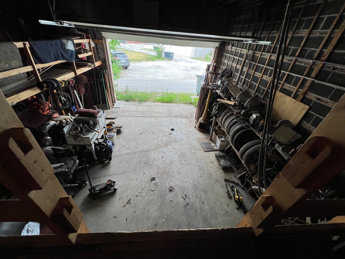 3723 Grand Boulevard