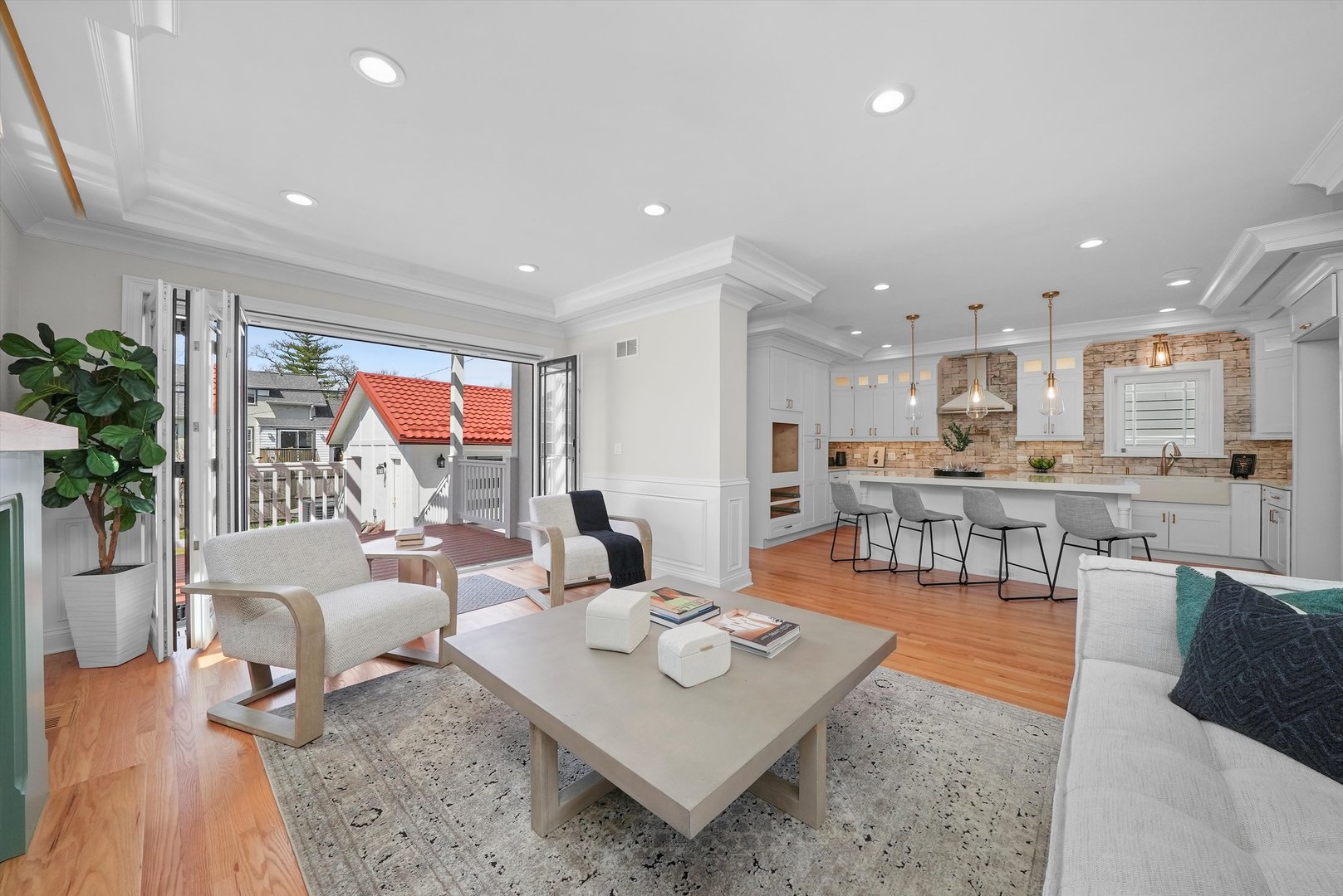 618 N Ashland Avenue