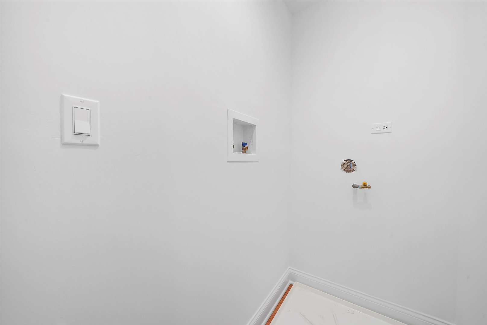 618 N Ashland Avenue