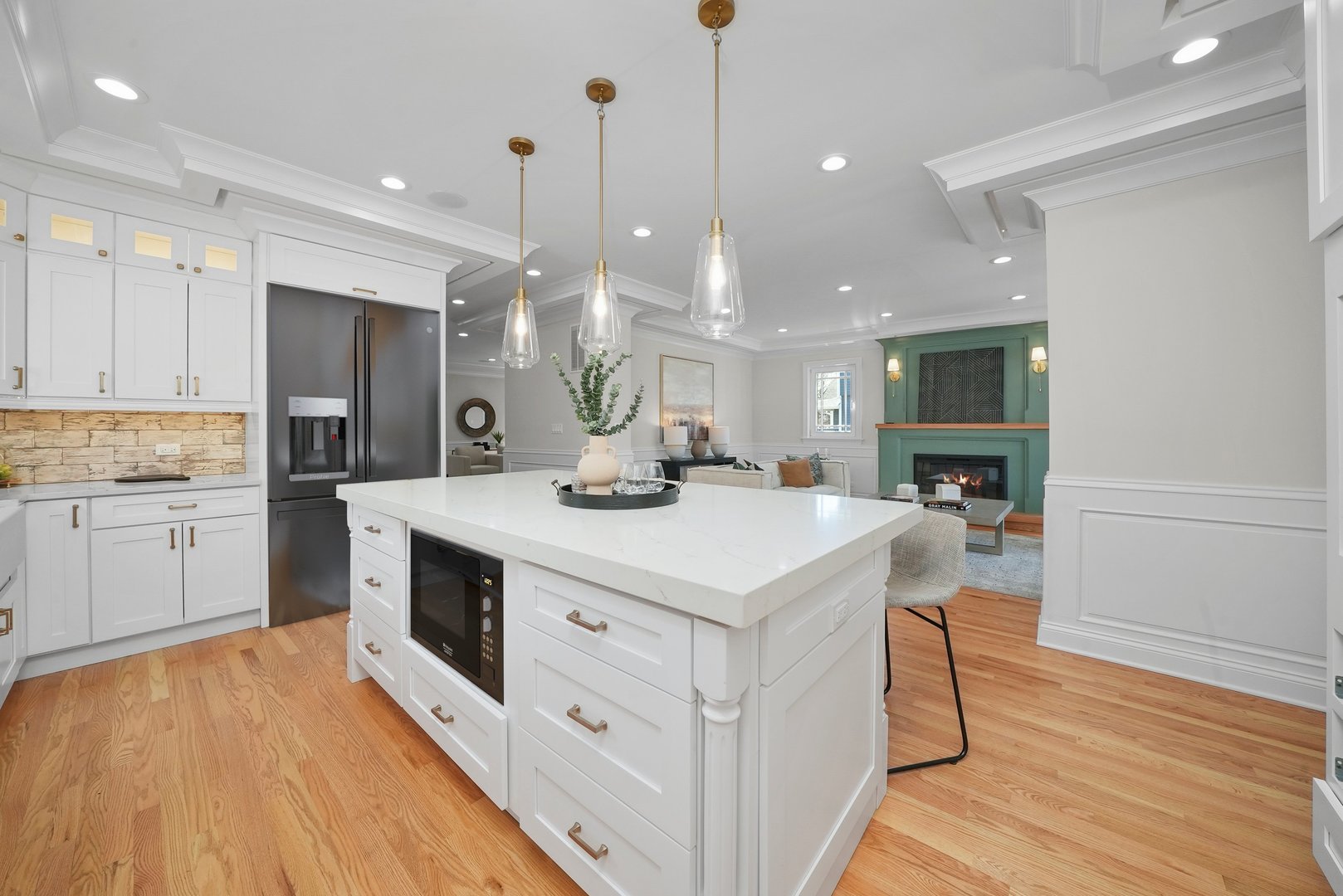 618 N Ashland Avenue