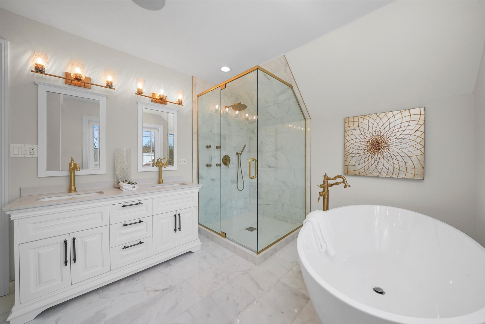 618 N Ashland Avenue