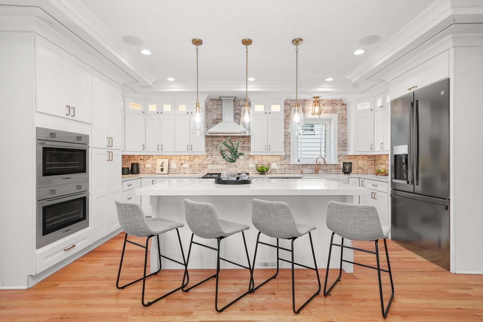 618 N Ashland Avenue