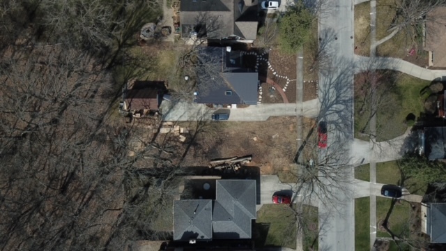 910 N Brainard Avenue