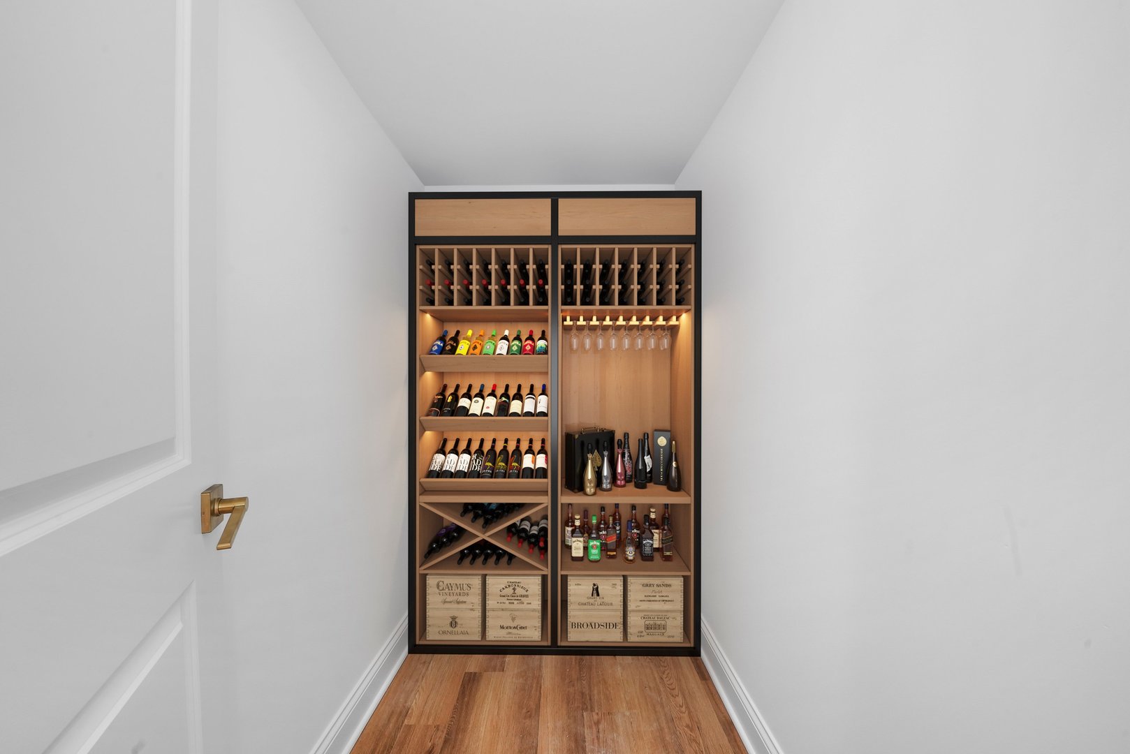 618 N Ashland Avenue