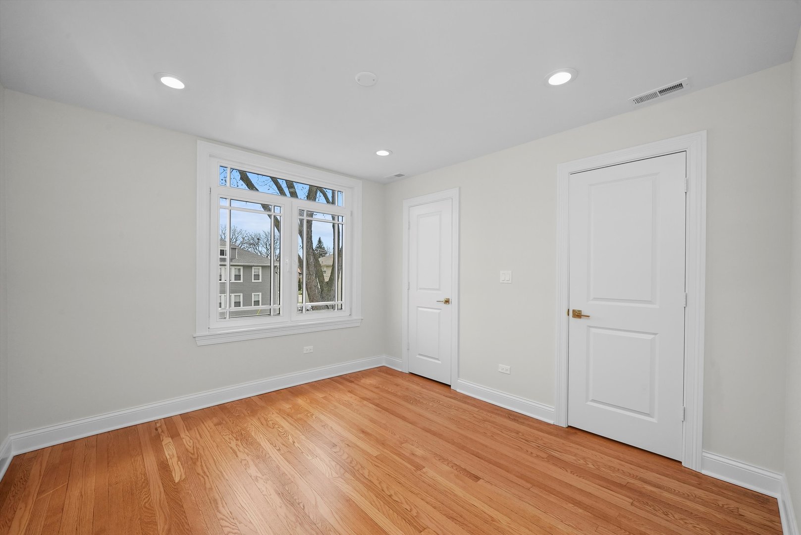 618 N Ashland Avenue