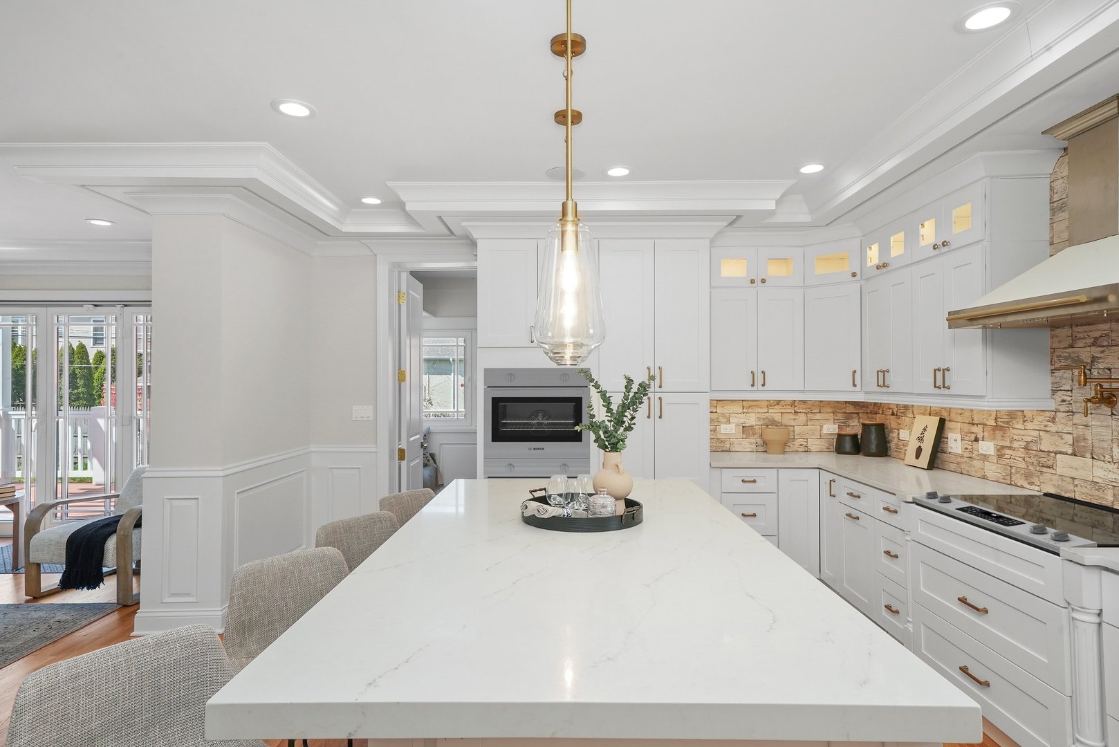 618 N Ashland Avenue