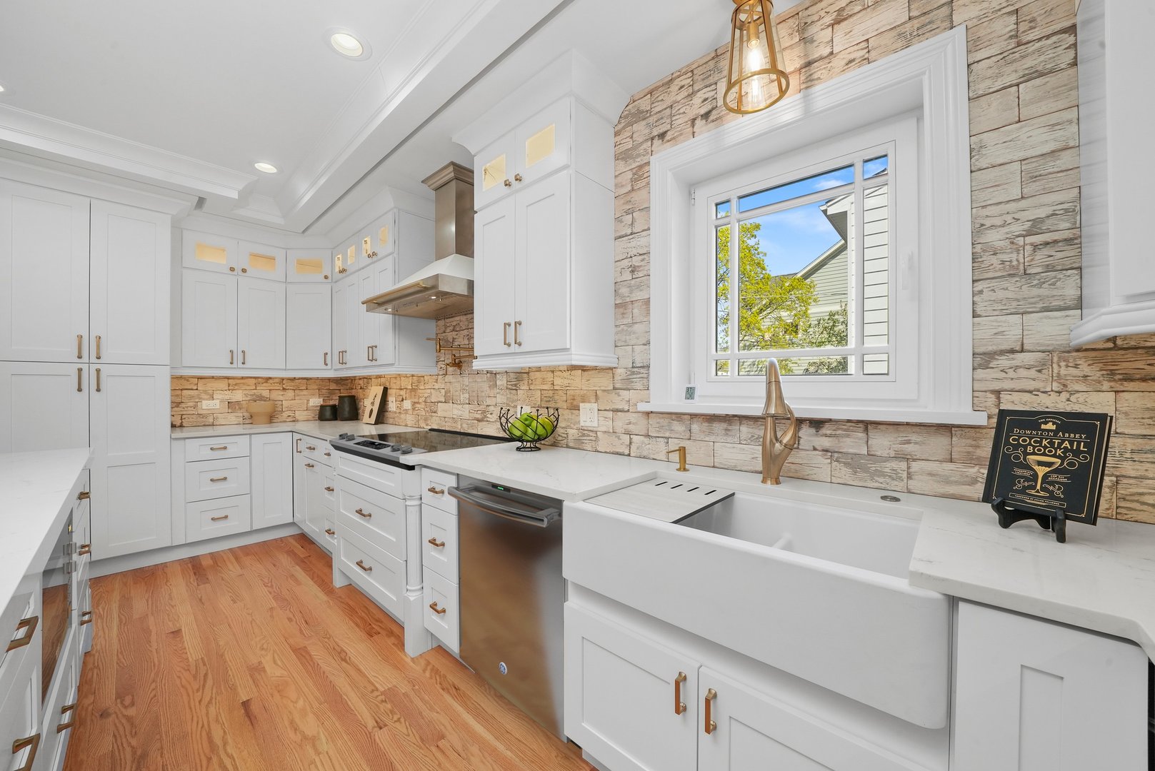 618 N Ashland Avenue