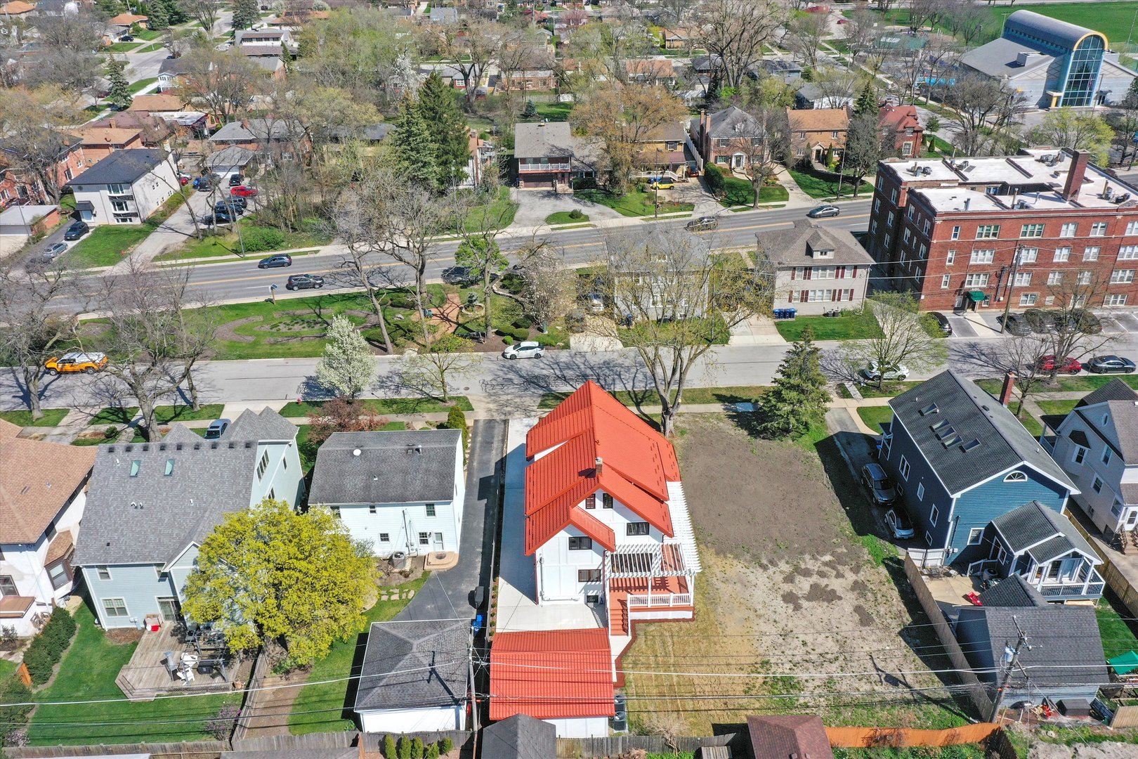 618 N Ashland Avenue