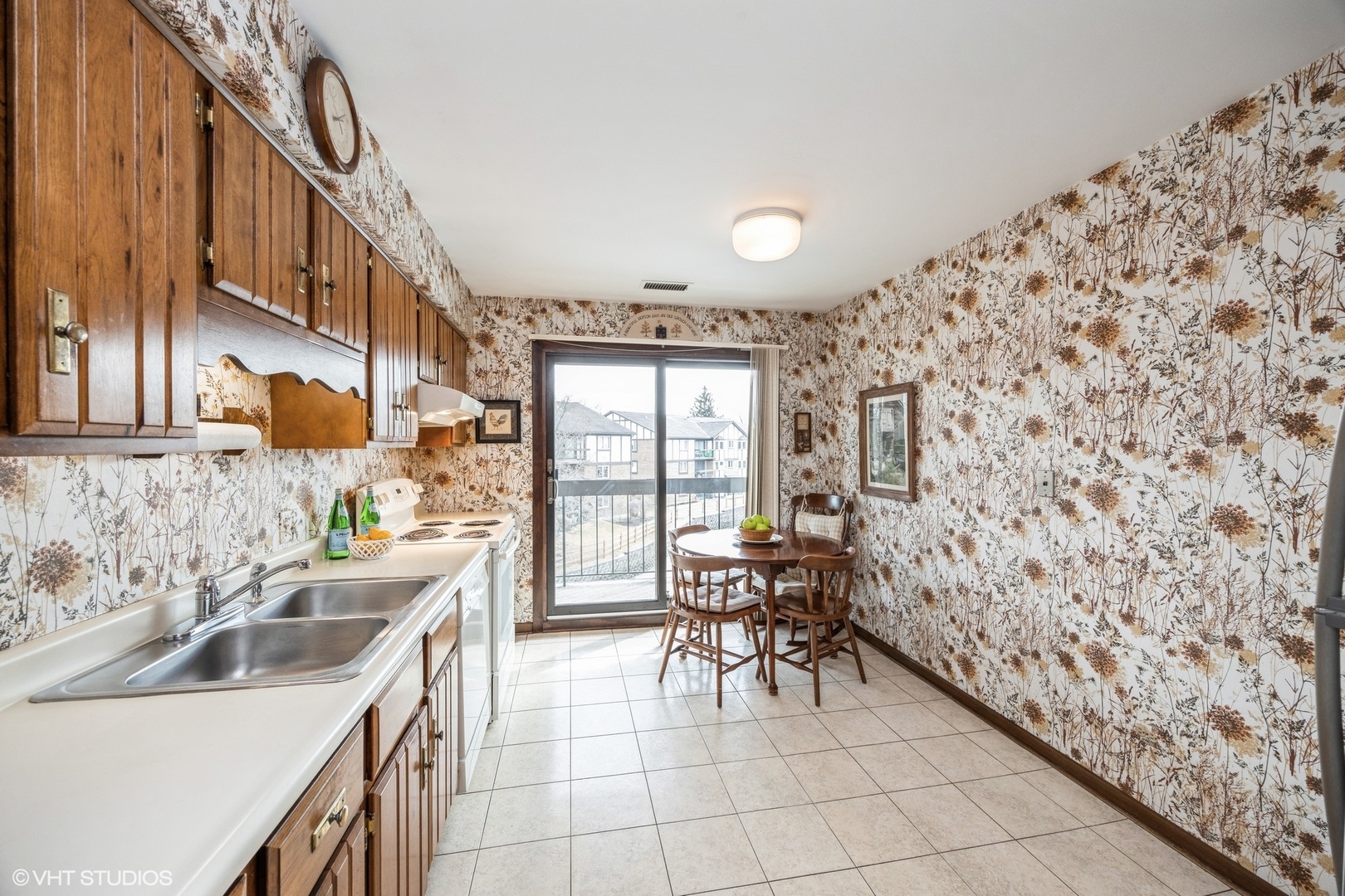 11 Sauk Trail Unit: 3