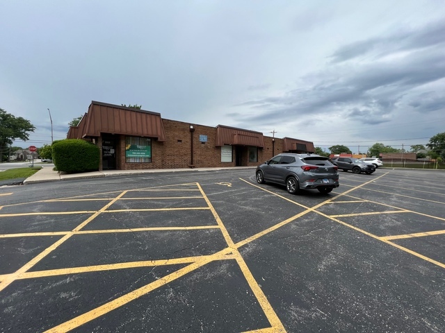 9959 S Roberts Road Unit: B