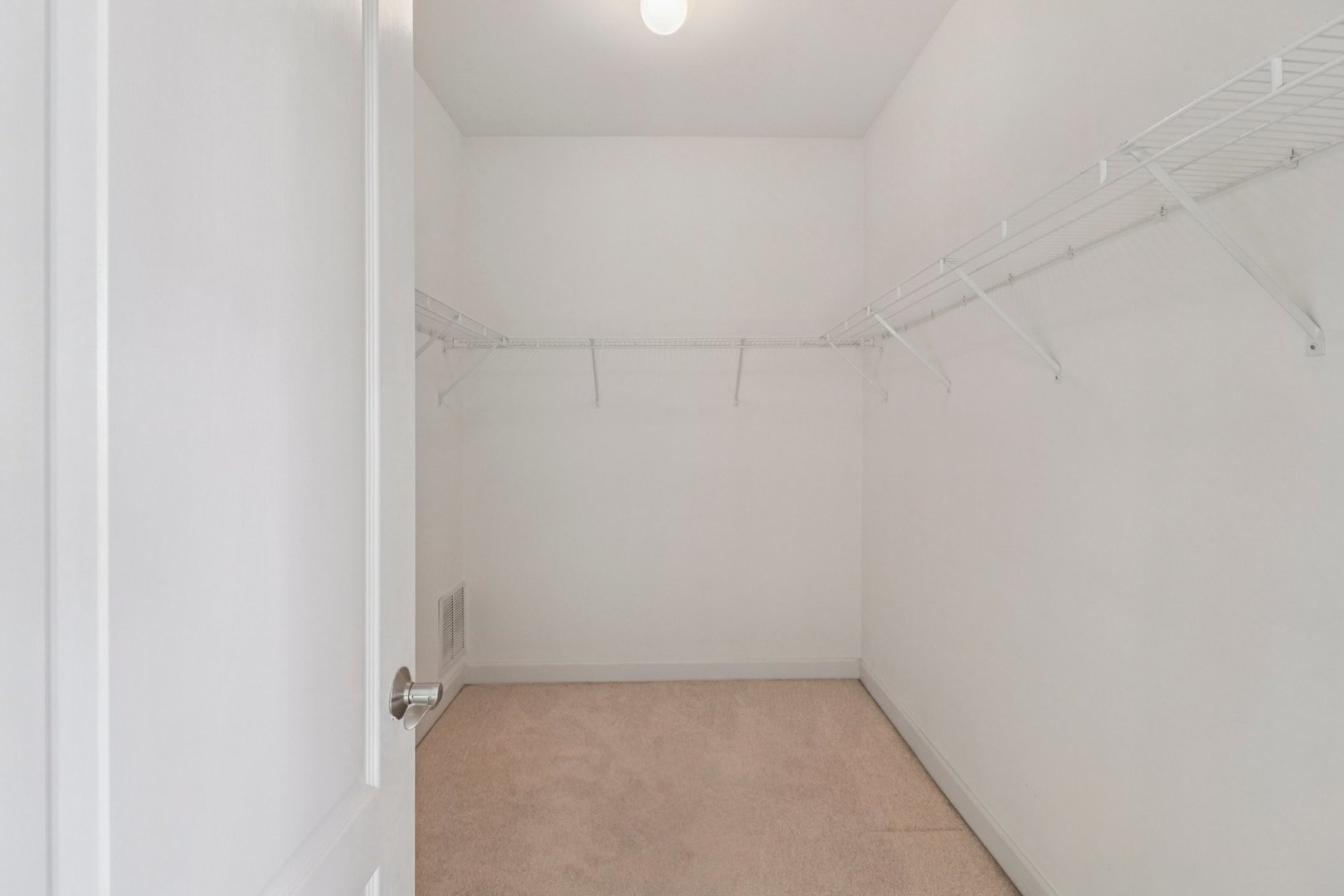 6120 W 65th Street Unit: 5