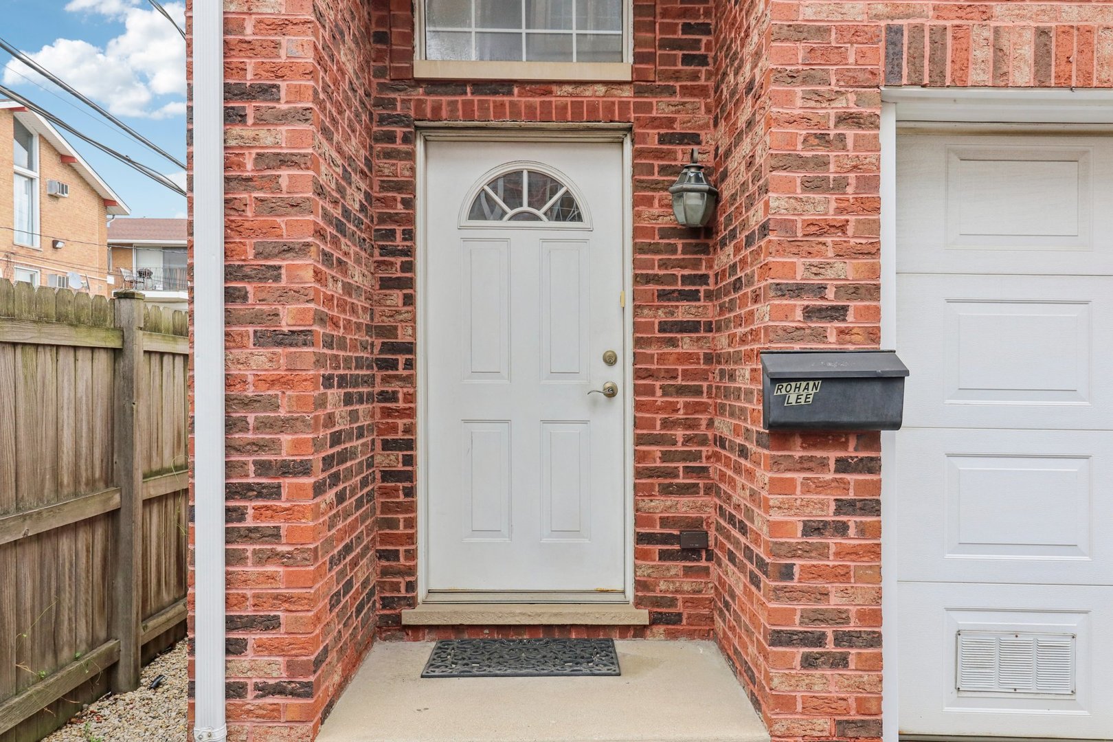 6120 W 65th Street Unit: 5