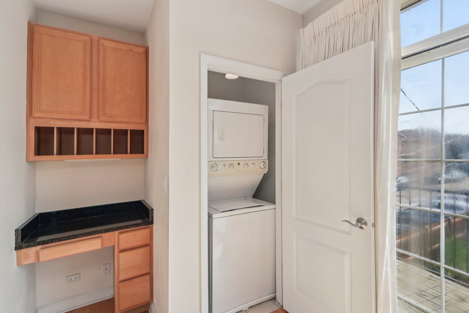 6120 W 65th Street Unit: 5