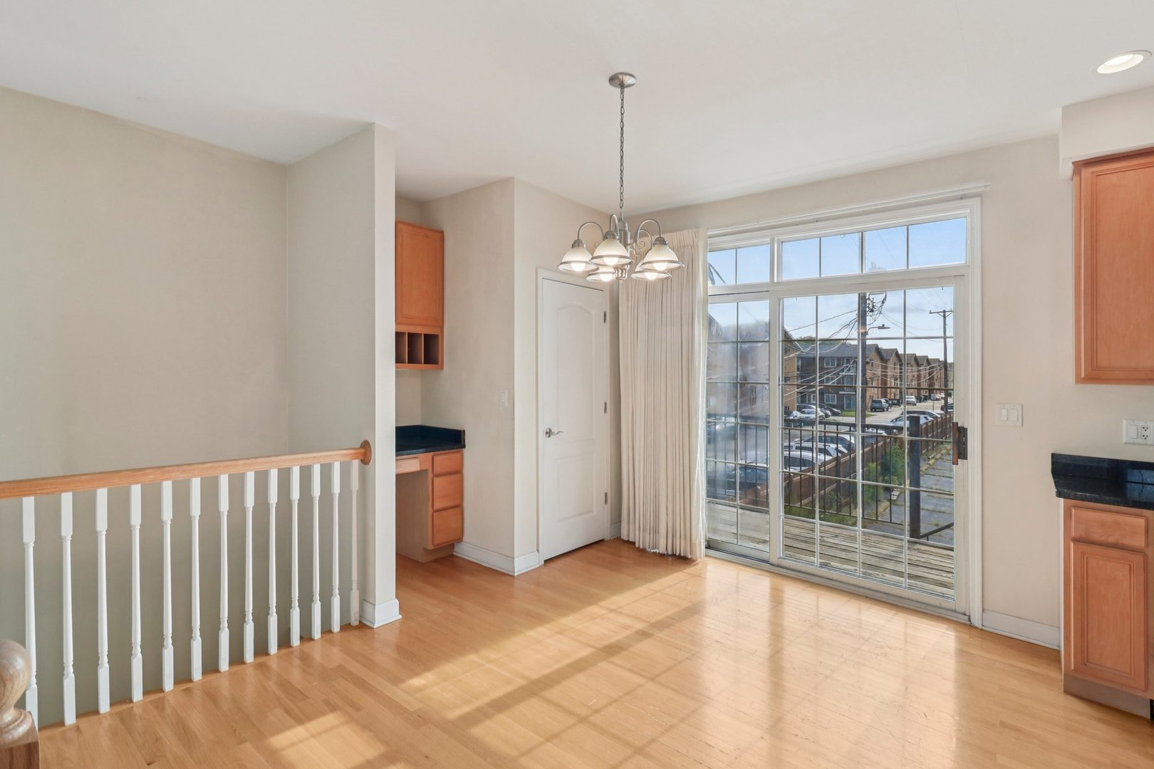 6120 W 65th Street Unit: 5
