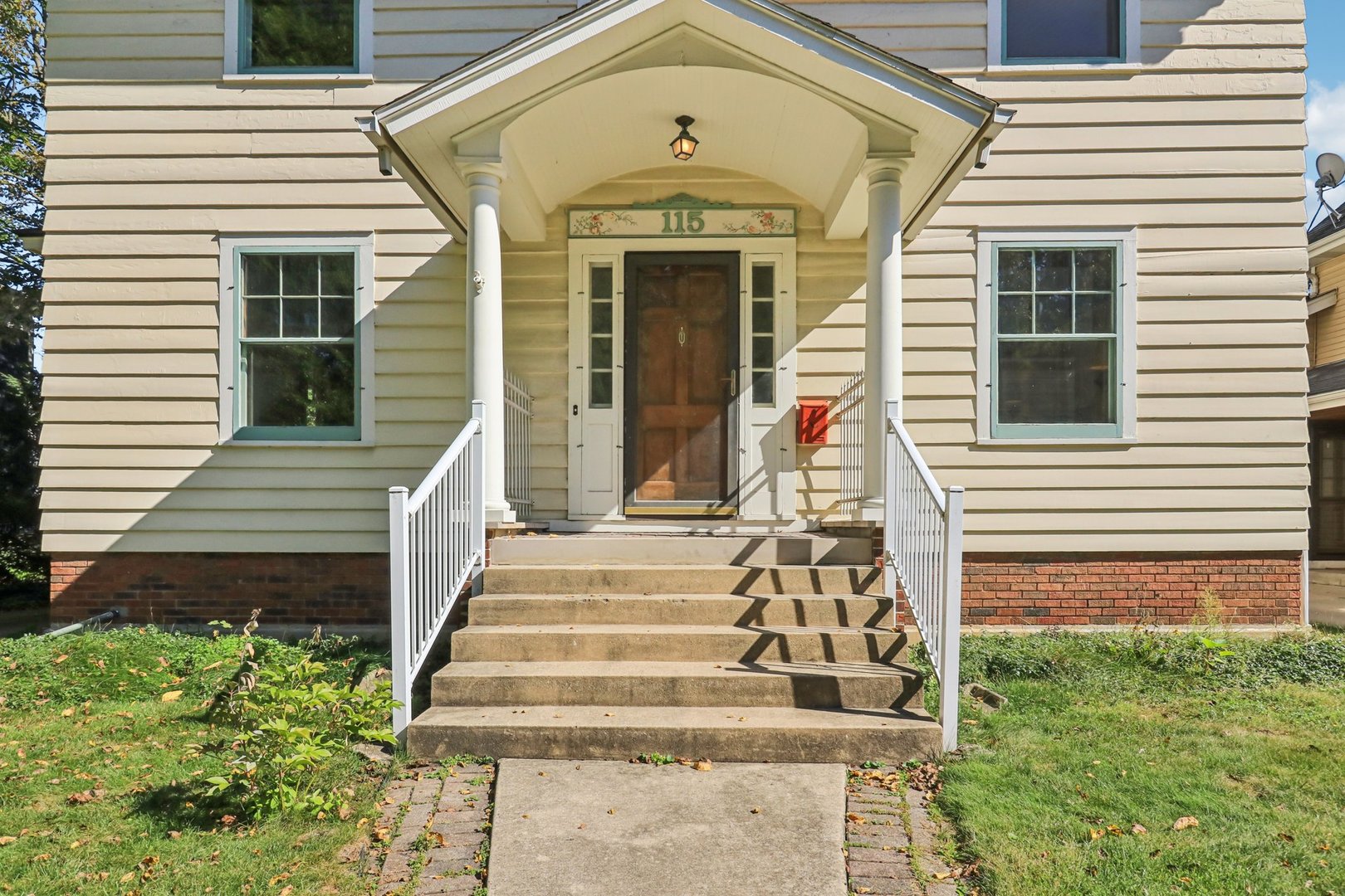 115 S Spring Avenue
