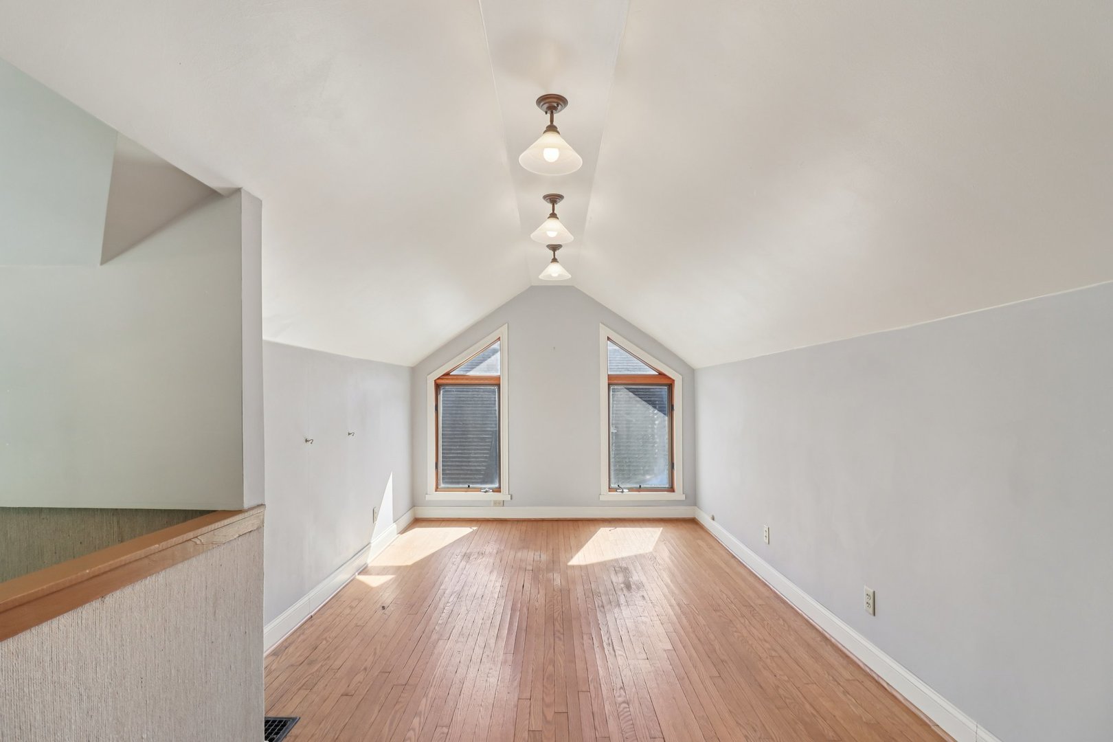 115 S Spring Avenue