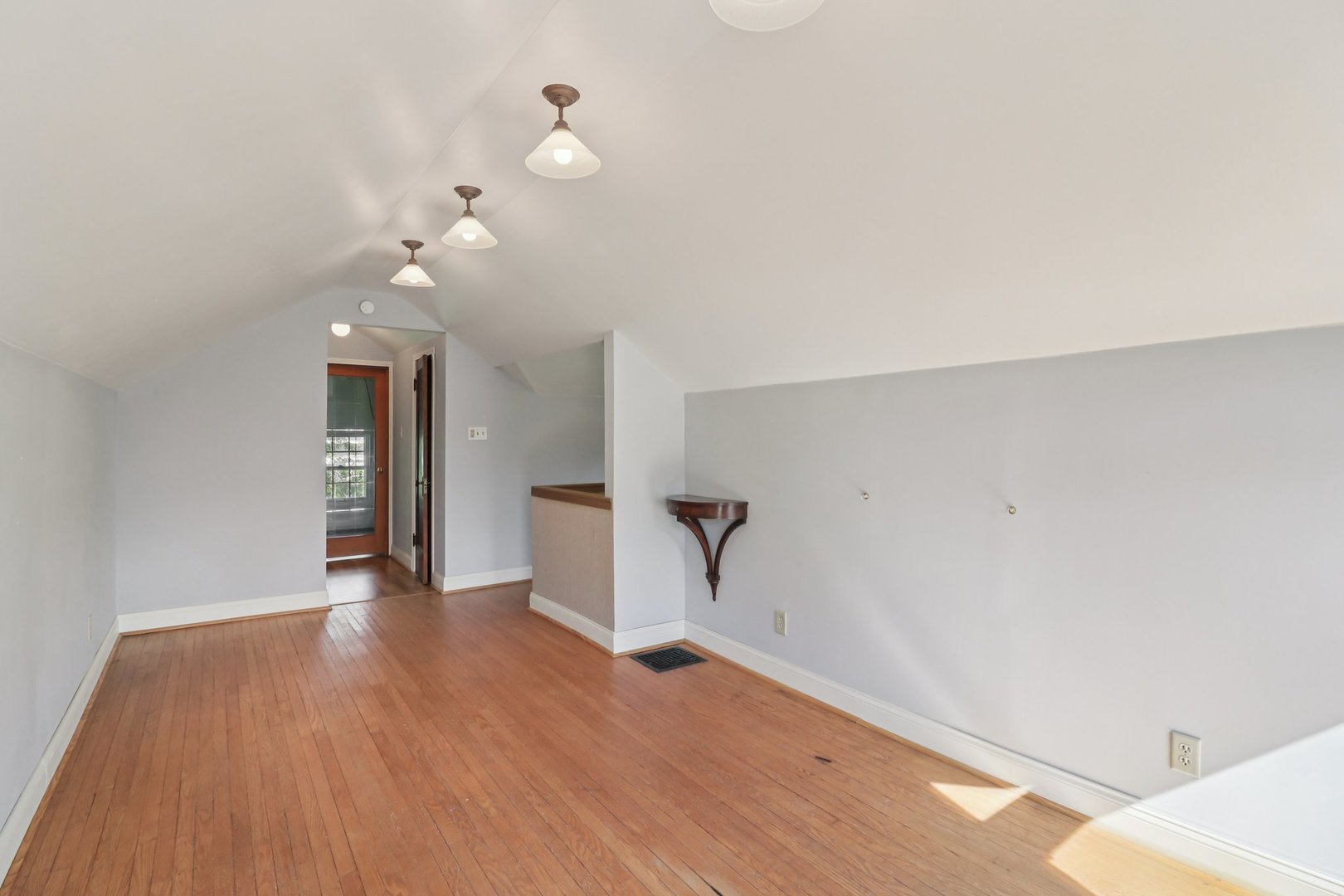 115 S Spring Avenue
