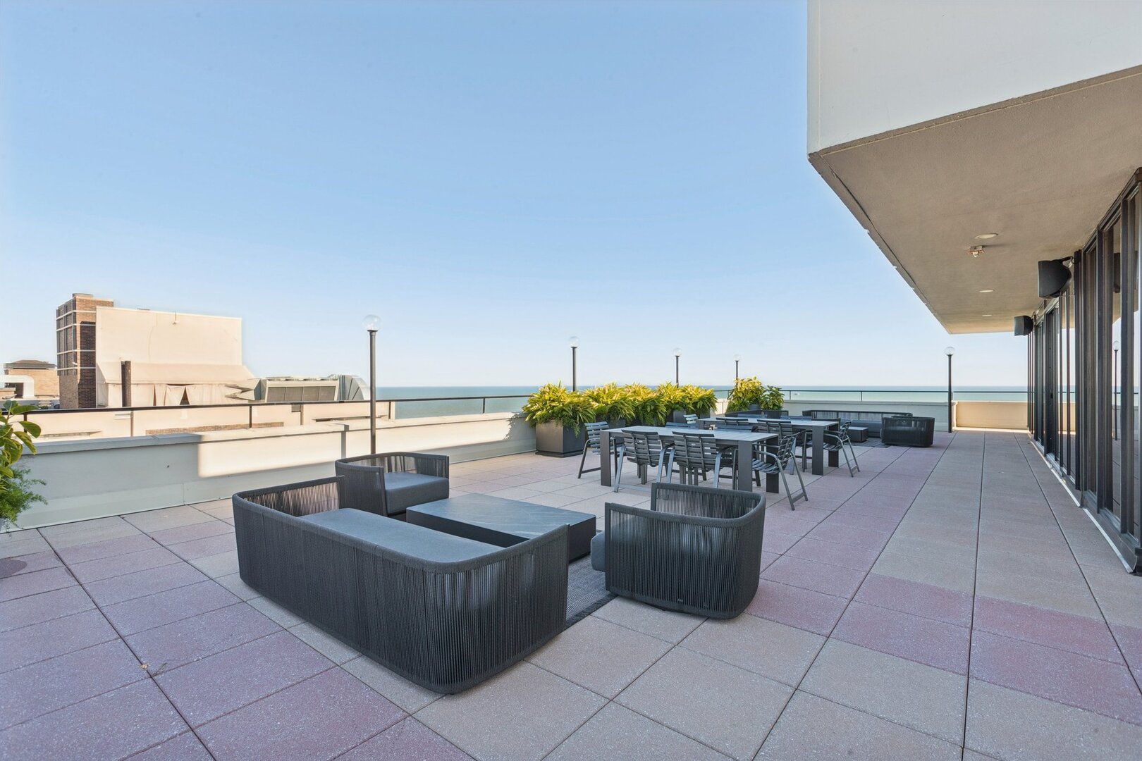 1212 N Lake Shore Drive Unit: 10CS
