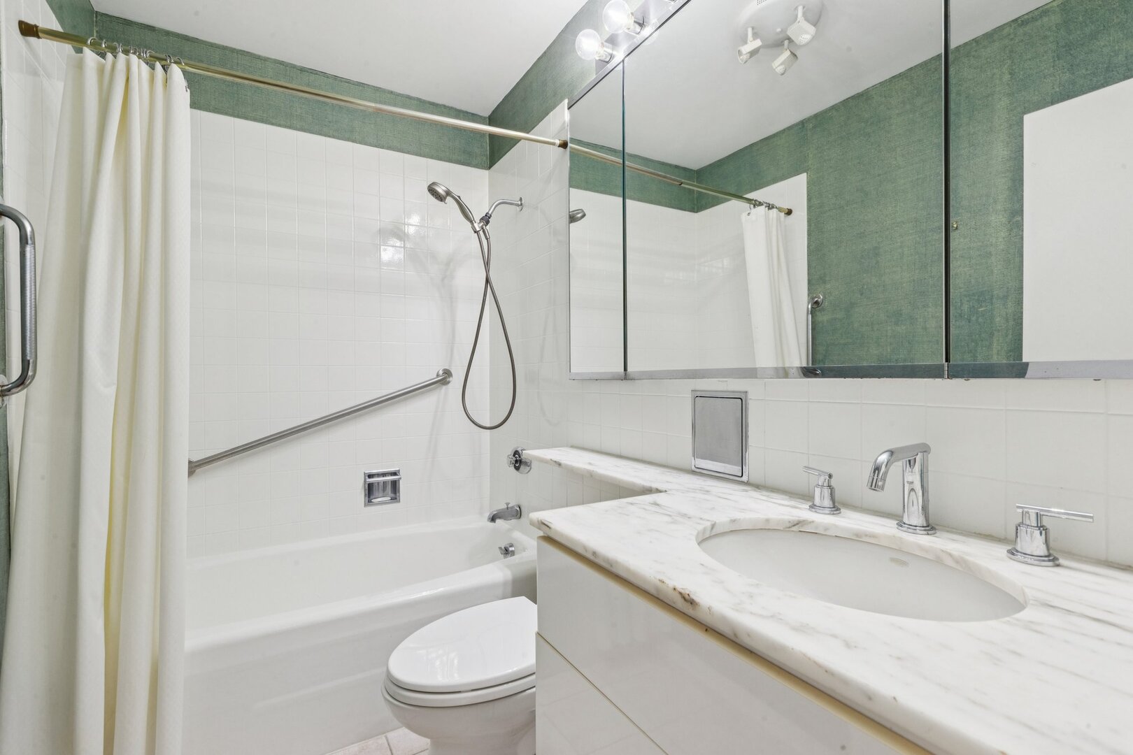 1212 N Lake Shore Drive Unit: 10CS
