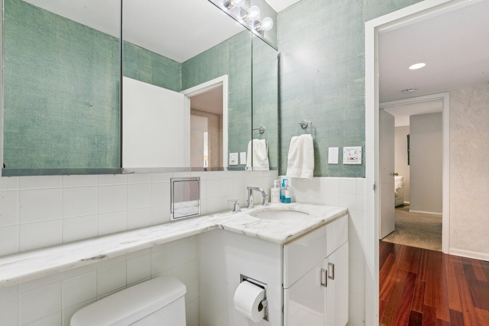 1212 N Lake Shore Drive Unit: 10CS