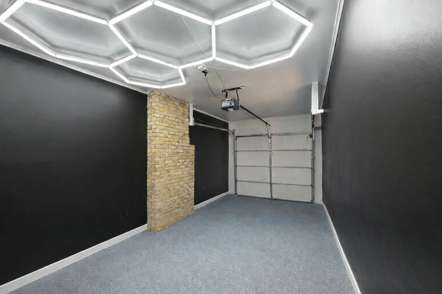 910 S Golf Cul De Sac Street