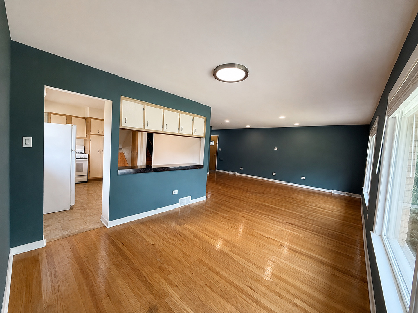 1638 Forest Road