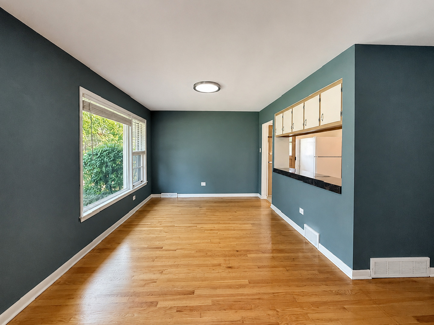 1638 Forest Road