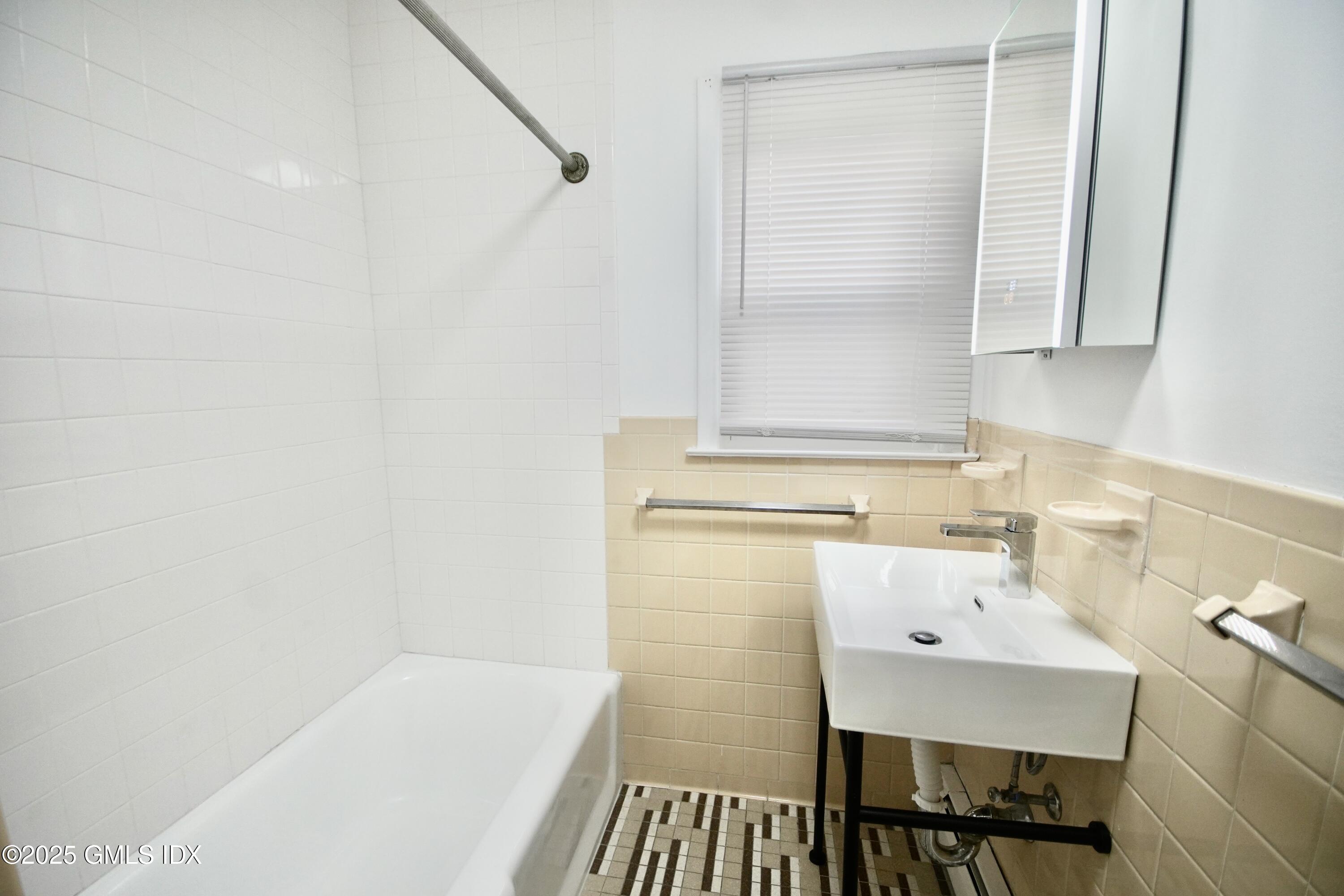 2 Capalbo Place, 2nd Floor